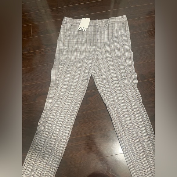Brand new Zara pants - Picture 2 of 2
